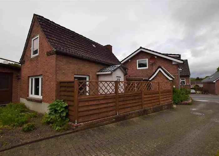 Suesses Apartmenthaeuschen In Burg